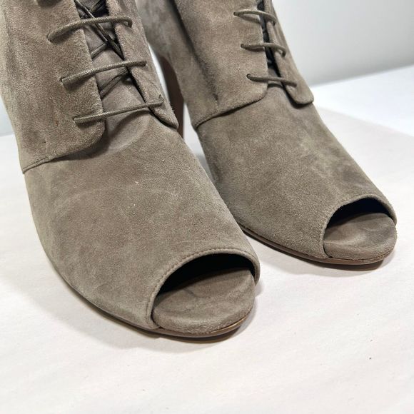 J Crew Archer Italy Suede Peep Toe Ankle Bootie Heels Womens 10 - Picture 3 of 11